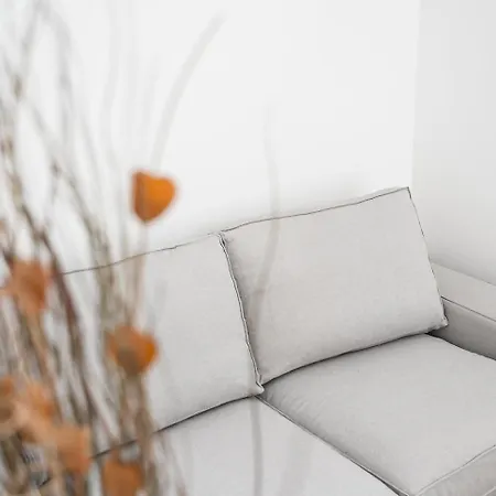 Semesterbostad Guestready - Cosy Nest Near Campo Alegre